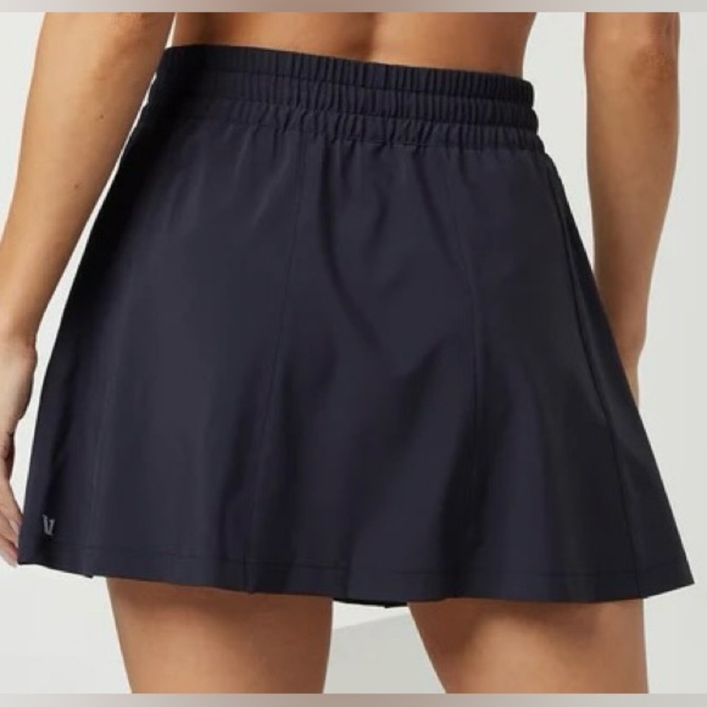 Vuori Clementine Skirt Black Large EUC - Picture 2 of 11